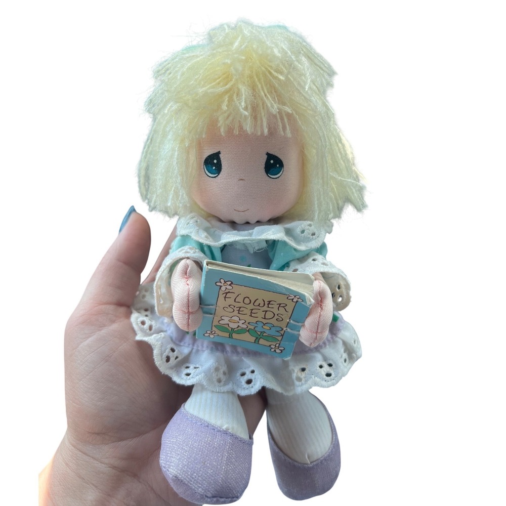 Vintage Precious Moments Friendship Line VNTG Applesauce Flower Seeds Yarn Hair
